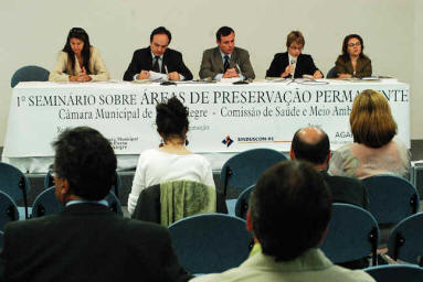 foto02.jpg (354250 bytes)